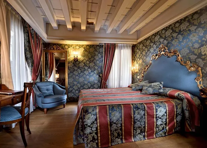 Suites Torre Dell\'Orologio
